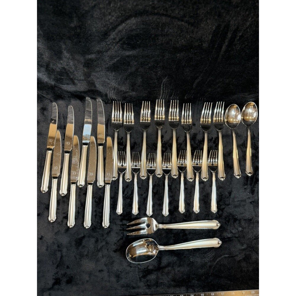MIKASA STAINLESS FLATWARE "CLASSICO SATIN" 27 piece set Korea SERVING PIECES